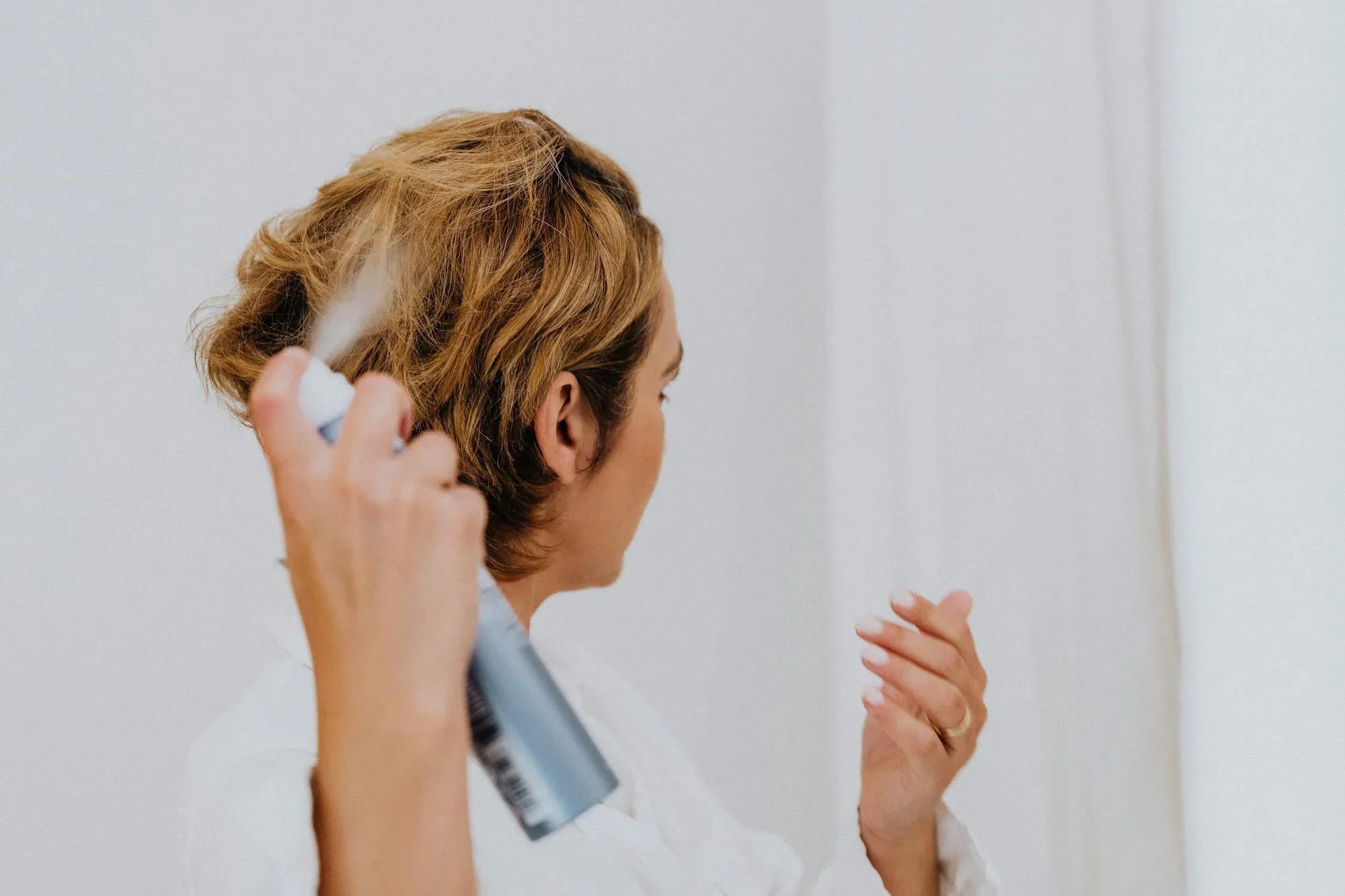 How to Keep Hair in Place Without Hairspray - Beauty Market Online