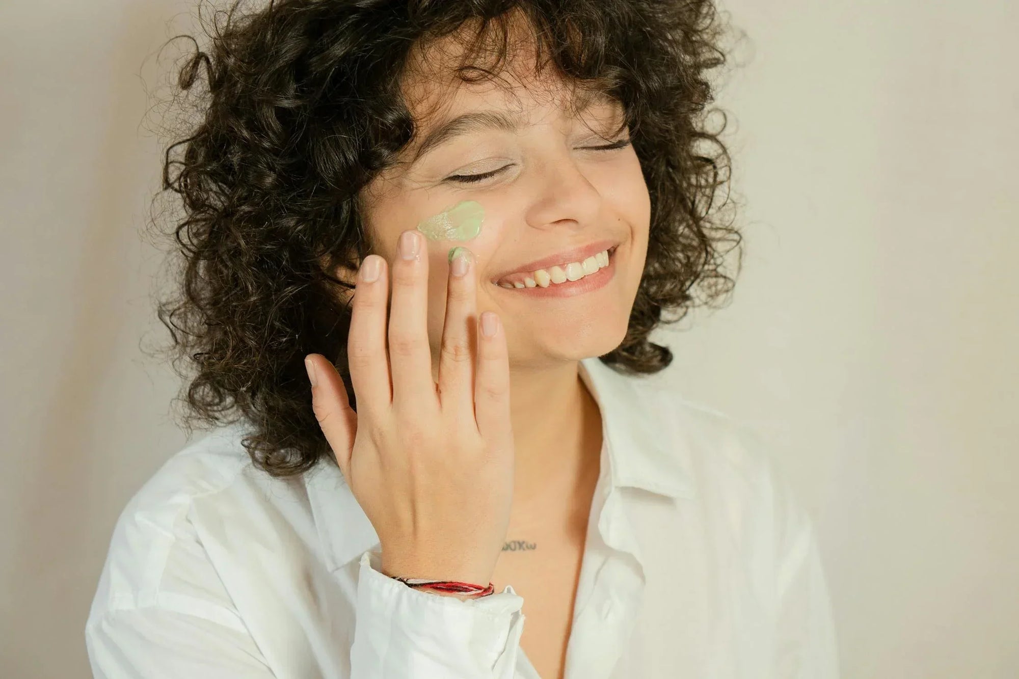 How to Layer Face Care Products Correctly for Maximum Benefits - Beauty Market Online